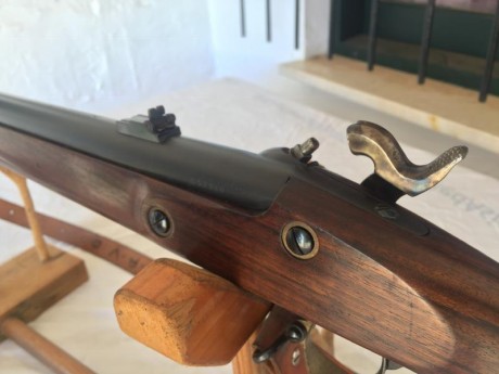 Se vende por cese de actividad, incluye 2 turquesas una RCBS y otra de Pedersoli y 

Los datos del fusil 11