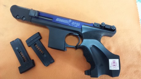 Pues lo dicho, pongo en venta está magnífica Hammerli SP20 RRS, de un compañero y amigo.
La pistola está 00