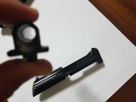 Un compañero vende una Beretta 9000 S, ha sido portada pero apenas ha disparado ni 200 tiros. Pasó número 92