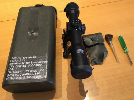 Vendo visor HENSOLDT FERO-z 24 para CETME, muy bueno como puede verse en las fotos. 
375 € más portes.
Saludos. 02