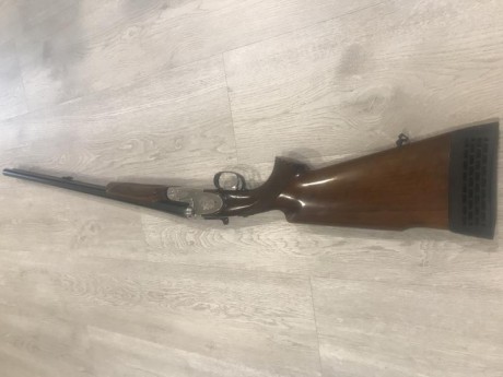 Se vende escopeta paralela marca jabalí calibre 12 
El arma dispone de un solo gatillo y selector de tiro, 00
