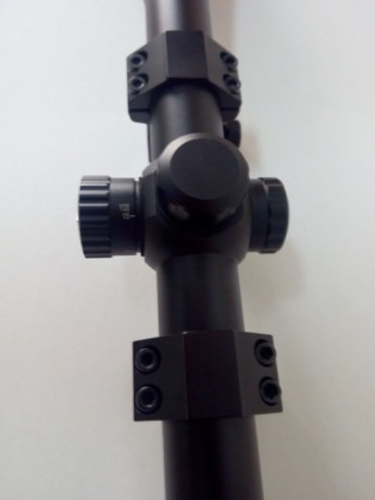 Lo vendo por 175€ mas el envio, esta como nuevo yo nunca he tirado con el, lo tengo montado en una carabina 12