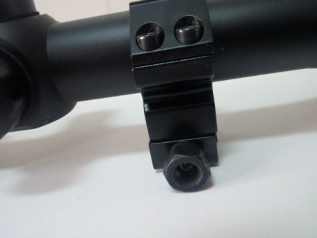 Lo vendo por 175€ mas el envio, esta como nuevo yo nunca he tirado con el, lo tengo montado en una carabina 10