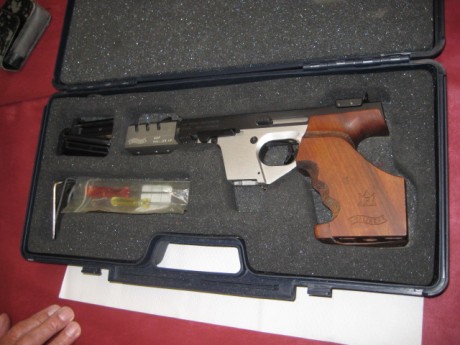 Hola, un amigo me ha pedido que le anuncie esta pistola, pide por ella 1.000 €
y para probar en Santander

Interesados, 02