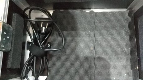 Hola compañeros.

Estoy vaciando mi armario y pongo a la venta mi máquina de puntuación electrónica de 10