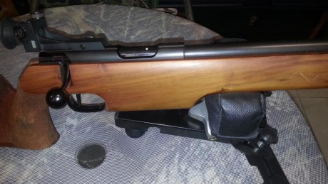 Muy poco usada, en contadas ocasiones. culata de madera especial de tiro, con cañon de 65 cm de largo 01