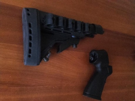 Saludos.

Tras vender mi preciosa mossberg 500, he conservado los siguientes accesorios, al no quererlos 20