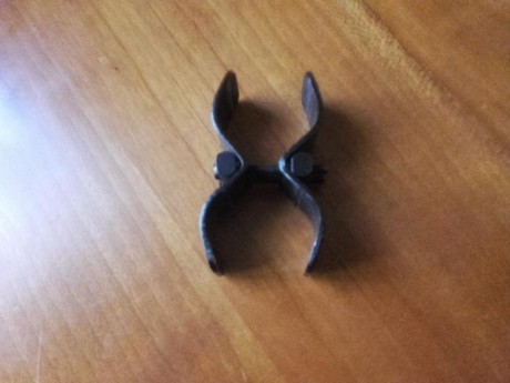 Saludos.

Tras vender mi preciosa mossberg 500, he conservado los siguientes accesorios, al no quererlos 30