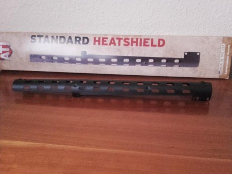 Saludos.

Tras vender mi preciosa mossberg 500, he conservado los siguientes accesorios, al no quererlos 40