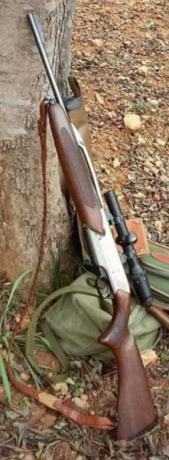 Semiautomatico verney carron
30-06 por rifle de palanca 444
El rifle tiene las bases apel, dos cargadores 00