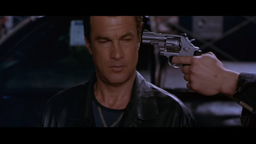 Compañeros,

En vista de las ganas de algunos (Elcafe, Wilcow, Vrakk, etc) por adivinar armas de películas 160