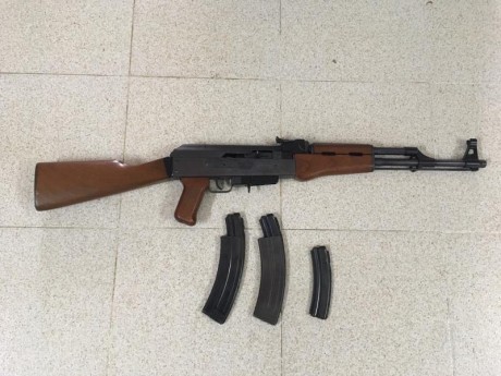 Vendo Carabina Adler Jager AP-80. Con dos cargadores de 30 y uno de 10, regalo funda. La vendo porque 01