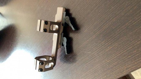 Hola , vendo montura NOVESKE  en color FDE  para visores de 30 mm de tubo.
https://www.brownells.es/AR-15/M16-QUICK-DETACH-OPTIC-MOUNT-Quick-Detach-Optic-Mount-NOVESKE-RIFLEWORKS-LLC-1-Piece-Universal-Rifles-30-mm-Dark-Earth-Quick-Detach-87-Extended-100004771

Precio 02