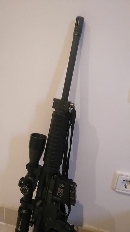 Hola,

vendo un S&W 300 AAC Blackout en negro.

Estado perfecto

Varios cargadores, varios de 20, 00