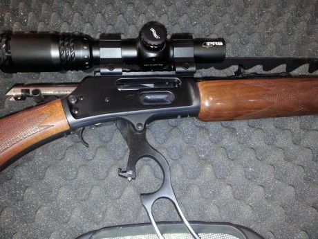 Con menos de dos cajas de balas disparadas el arma se encuentra nuevo, como se aprecia en las fotos. incorpora 01
