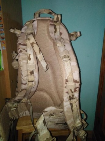 Vendo esta mochila del ejercito del aire pixelada arida altus, se encuentra como nueva.
Entrego en mano 01