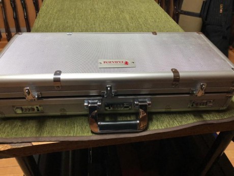 Vendo express Fabarm Asper Prestige en calibre 9,3 x 74 en estado impecable.
1800 euros con envío incluido 00