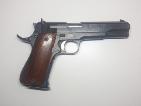 Vendo para hacer hueco para otro capricho. Pistola star modelo super ( creo ), del calibre 9mmPB, me toco 01