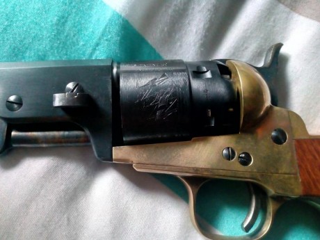 Buenos días, cambio x no usar un revólver colt Navy Asm  cal 44 y un derringer cal 31 de la misma marca,estoy 01