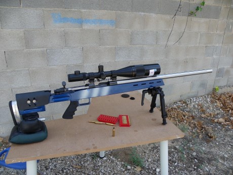 hoy he empezado el rodaje de mi nuevo rifle  :caba:   :caba:   :caba: 
mucho tiempo esperandolo pero ya 20