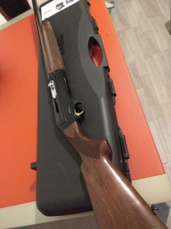 Benelli premiun Superligera, nueva y con garantía. 66 cm de cañón maletín y accesorios sin usar.  Solo 01