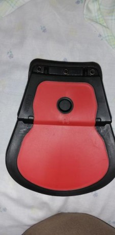 Vendo funda fobus en buen estado. 10€ más portes si los hubiera. Interesados mandar privado.
Saludos. 10