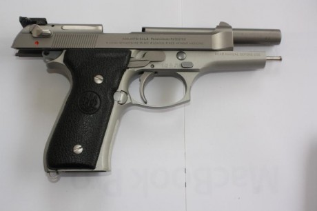 Vendo pistola Beretta 9 MM Parabellum  precio  500 € tasas incluidas,  Muy pocos tiros y en perfecto estado 02