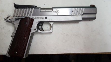 Por abandonar la precisión de 9mm vendo mi Target Master 9 mm . Está perfecta de ajuste, funcionamiento 02