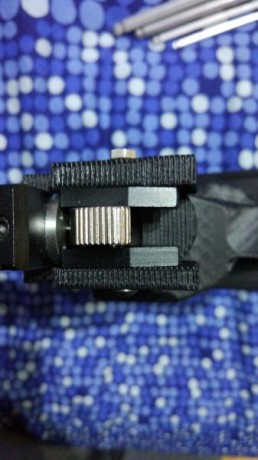Buenos días, aquí os dejo unas fotos de la cacha que he echo para la pistola,es una talla única echa para 00