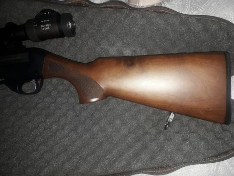 Benelli Belmonte I , más visor zeiss duralit 1,2 -5×36, con retícula iluminada con intensidad de luz en 12