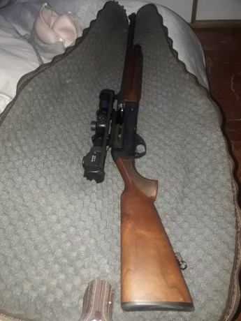 Benelli Belmonte I , más visor zeiss duralit 1,2 -5×36, con retícula iluminada con intensidad de luz en 22