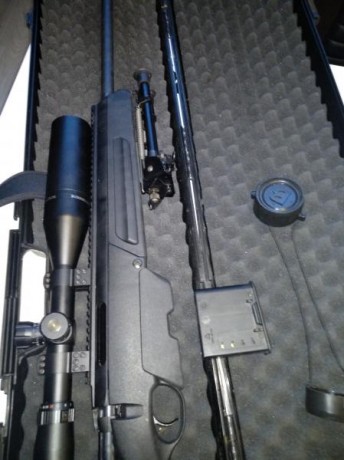 Excepcional rifle diseñado para el tiro de precisión con culata que permite todo tipo de ajustes. 
Se 01