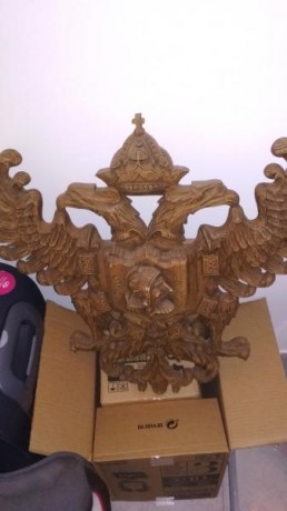 Tallado a mano en madera
80€ 00