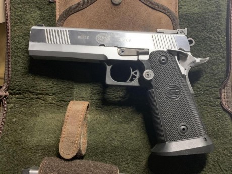 Vendo mi SPS , modelo standard plus II. La entrego con un kit del 40.S&W y del 9pb. Además entrego 02