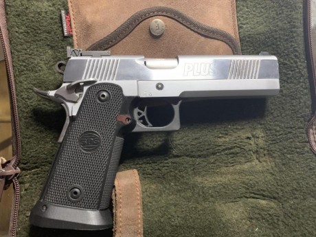 Vendo mi SPS , modelo standard plus II. La entrego con un kit del 40.S&W y del 9pb. Además entrego 01