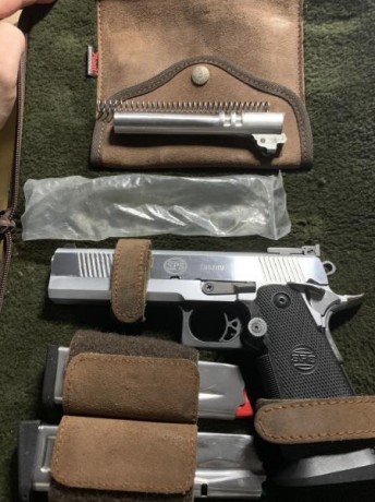 Vendo mi SPS , modelo standard plus II. La entrego con un kit del 40.S&W y del 9pb. Además entrego 00