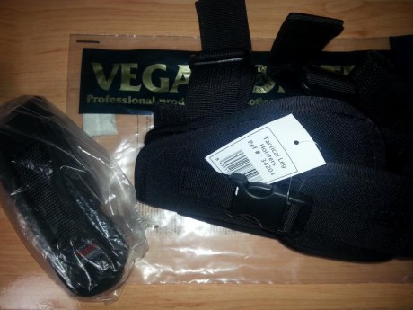 Hola,
vendo una funda pernera de la marca Vega Holster así como una funda para linterna de la marca Roal, 00