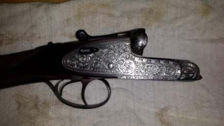 Escopeta Martín Ugarteburu 112. Restaurada y pavonada, maderas de nogal, gatillo articulado, válvulas 12