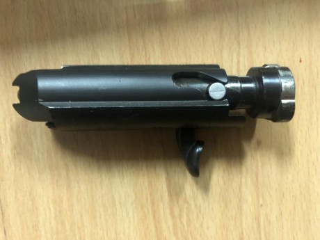 Pongo a la venta mi preciosa Benelli M3 Super 90. El arma está muy bien cuidada y con pocos tiros.
Precio 10
