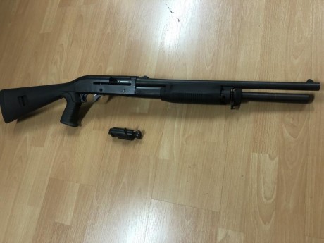 Pongo a la venta mi preciosa Benelli M3 Super 90. El arma está muy bien cuidada y con pocos tiros.
Precio 21