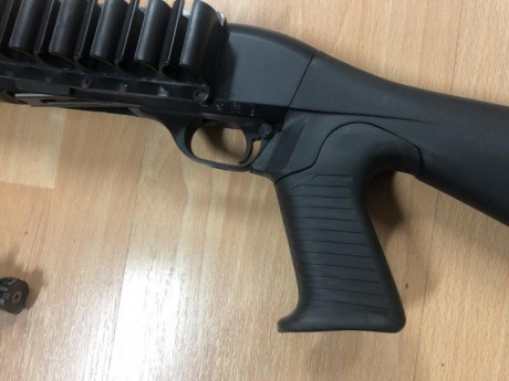 Pongo a la venta mi preciosa Benelli M3 Super 90. El arma está muy bien cuidada y con pocos tiros.
Precio 32