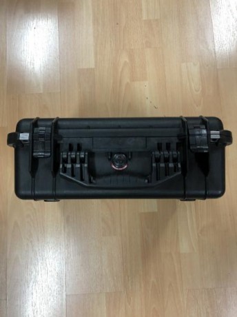 Vendo maleta peli 1520.
Precio: 100€ 01