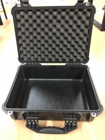 Vendo maleta peli 1520.
Precio: 100€ 00