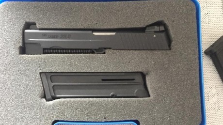 Se vende SIG-SAUER X-FIVE 9mm Pb + Kit del 22lr usado el primer día, estado impecable, Se vende por cambio 02
