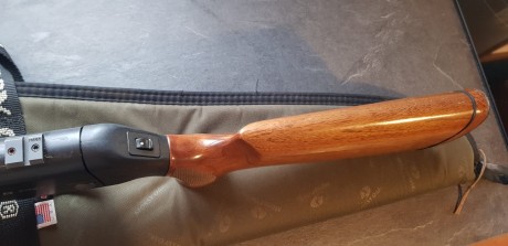 Hola.  Un amigo vende éste rifle por dejar la caza. Con marcas de uso. 650€ portes incluidos a la península. 12
