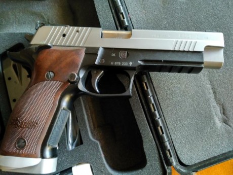 Vendo Sig Sauer P 226 X Five AL SO 5", la aligerada, peso 1030g.
Disparador ajustable entre 1 y 1,600 01