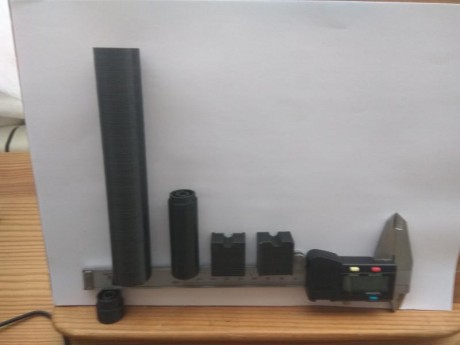 Dispongo de deflectores para estas dos armas, irían alojados dentro de la carcasa del silenciador,sustituyendo 70