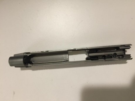 Se vende SIG-SAUER X-FIVE 9mm Pb + Kit del 22lr usado el primer día, estado impecable, Se vende por cambio 20