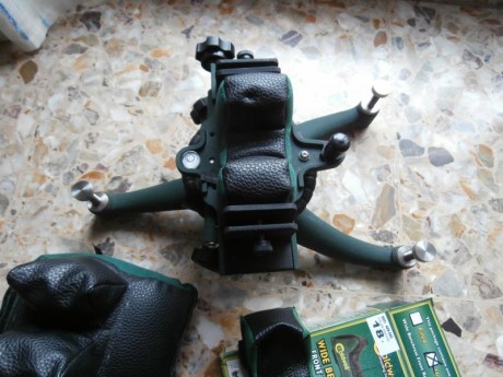   TORRETA Rock BR Competición  

Ajustable en altura con la rueda rotatoria de gran dímetro, y ajuste 02