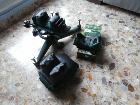   TORRETA Rock BR Competición  

Ajustable en altura con la rueda rotatoria de gran dímetro, y ajuste 01